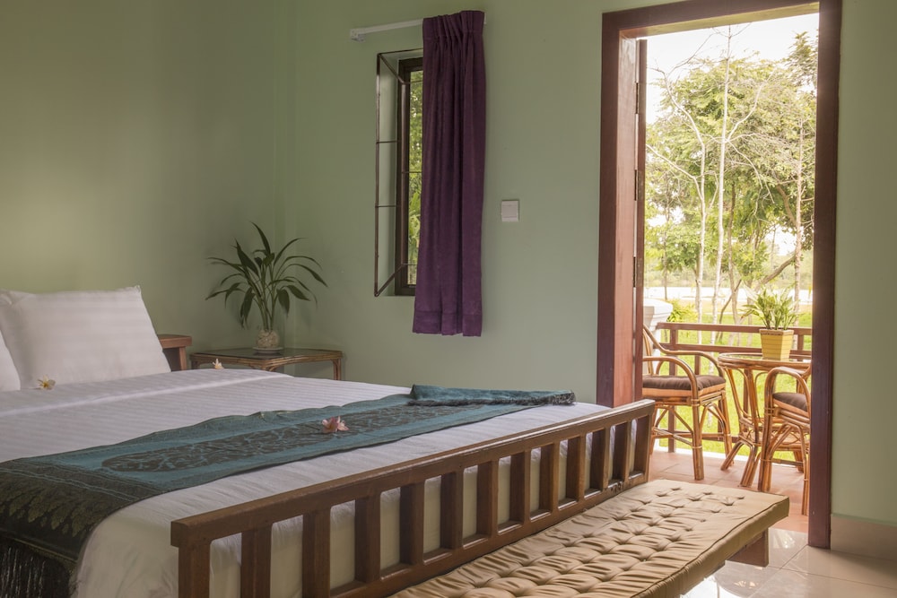 Deluxe Double Room, Garden View