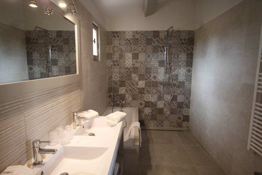 Quadruple Room photo 2