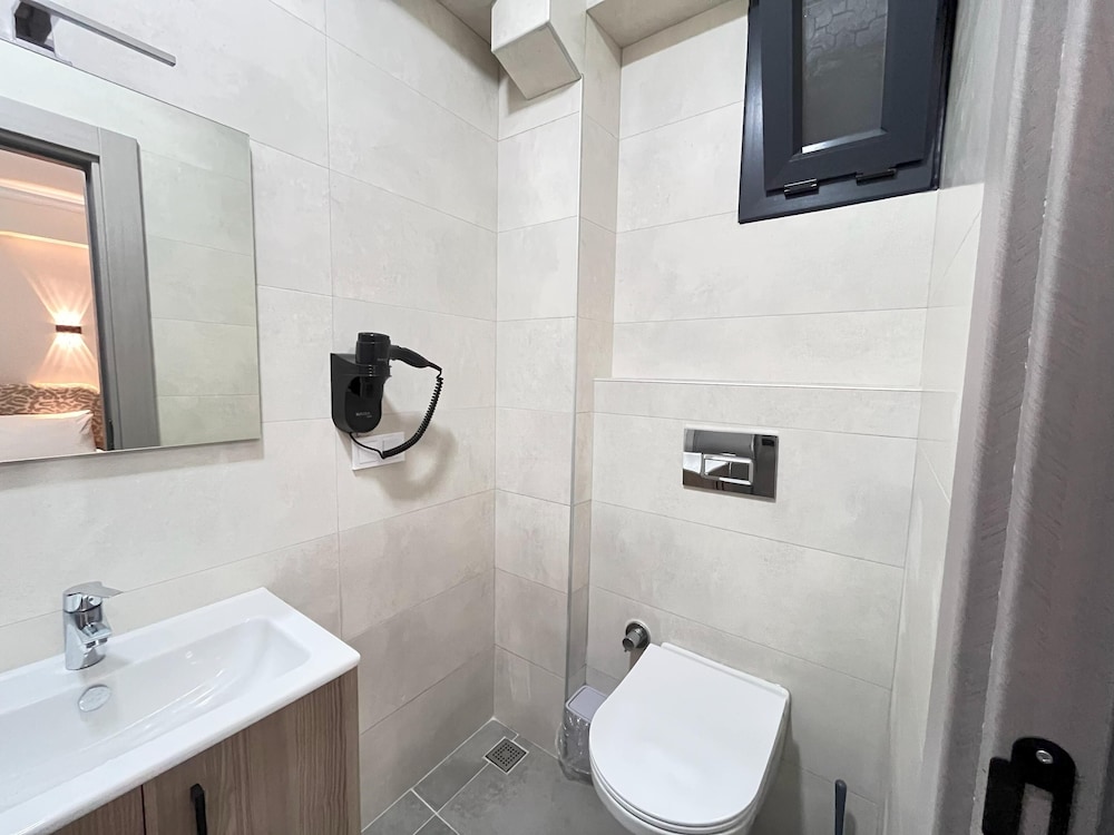 Standard Room photo 3