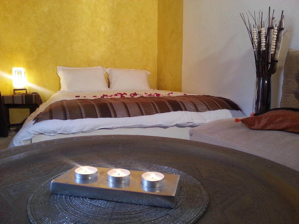 Traditional Double Room, 1 Double Bed, Patio, Ground Floor (Zenobia) photo 1