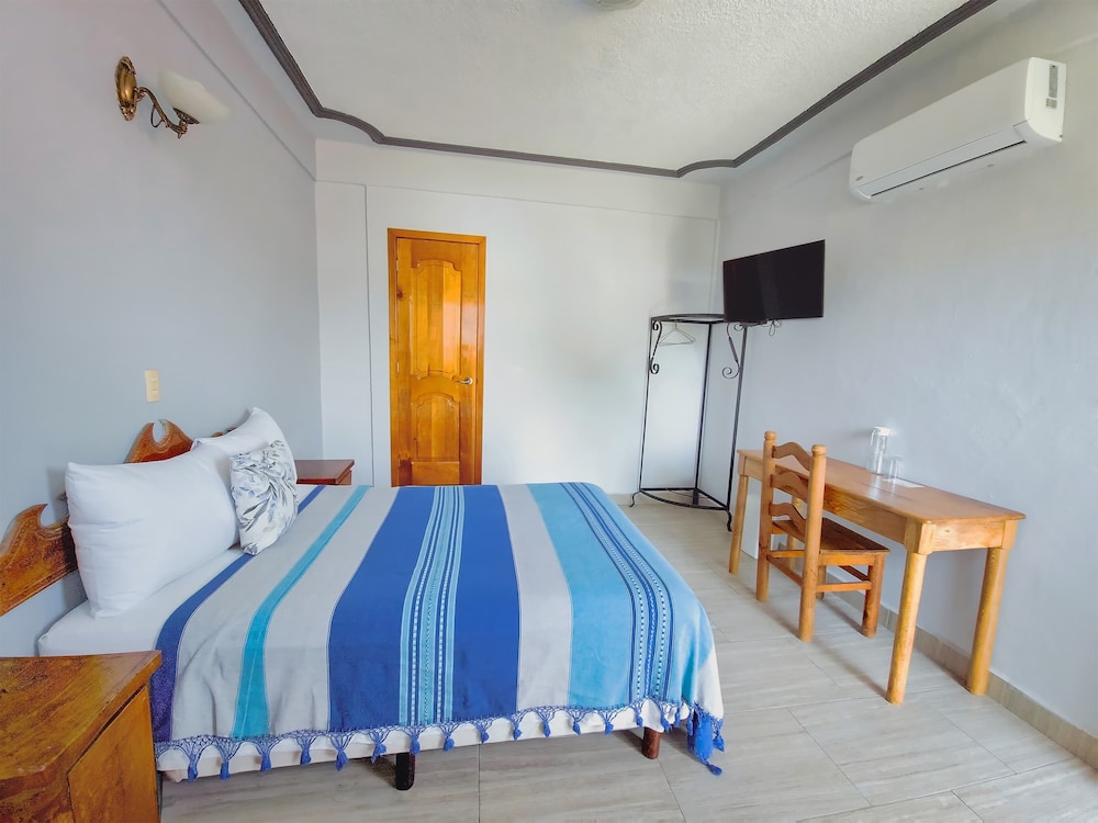 Standard Room photo 1