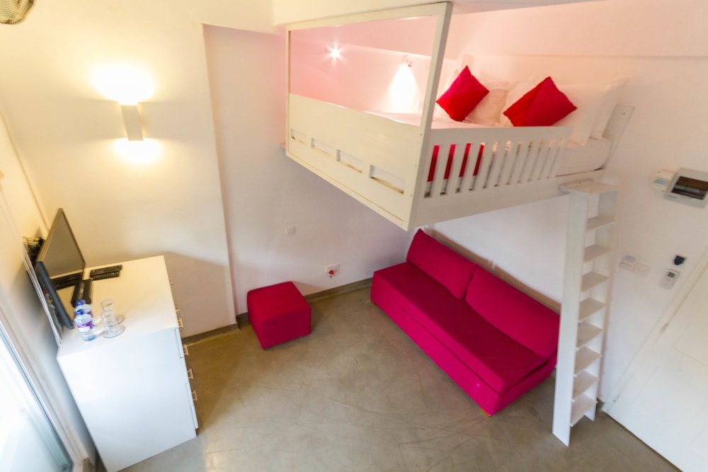 Standard Triple Room, 1 Bedroom photo 1