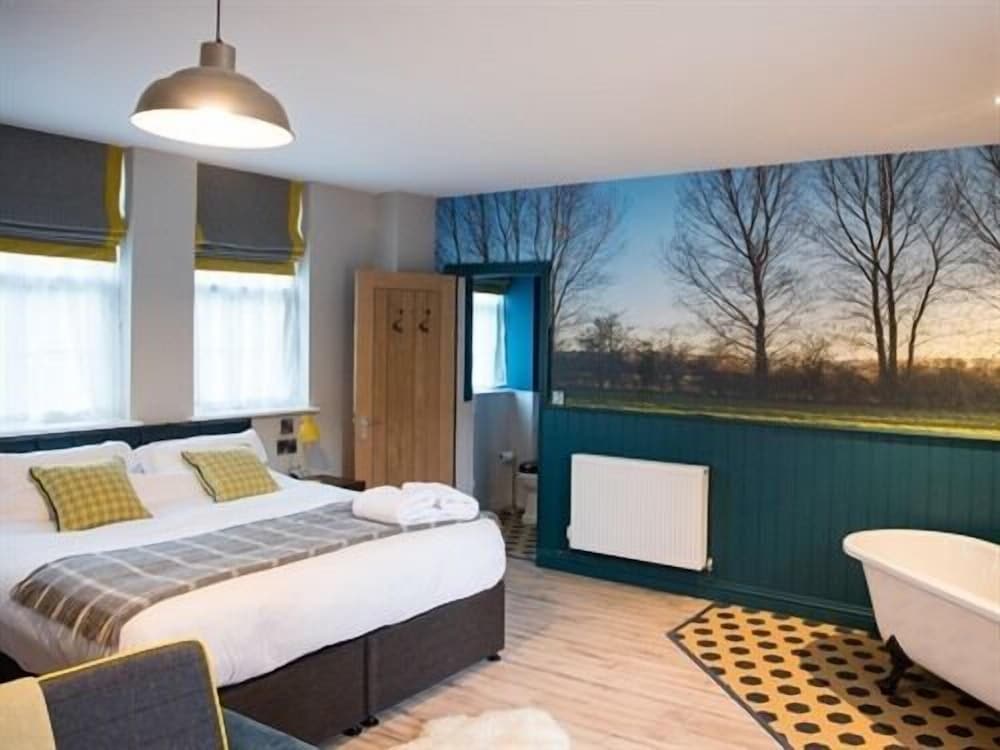 Superior Suite, Ensuite (Kate's Folly)