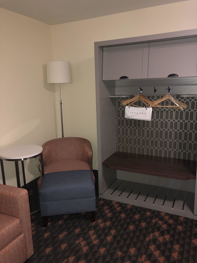 Suite, 1 Bedroom photo 2