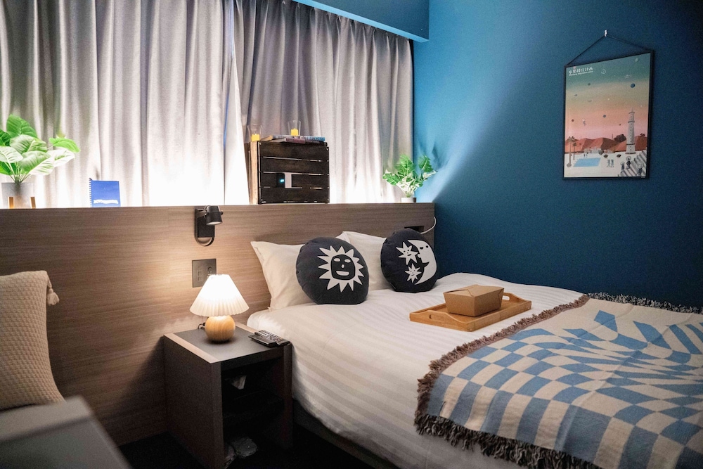 Binge Watching Room photo 1