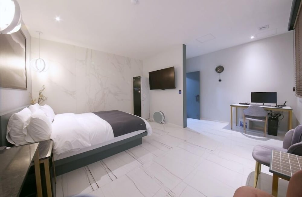 Signature Double Room photo 3