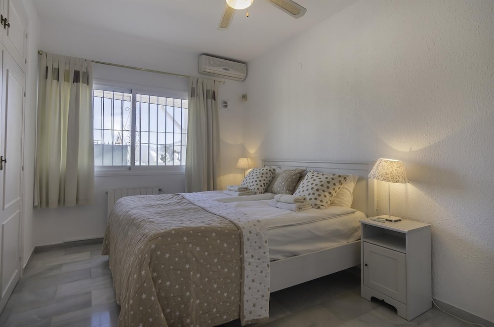 Villa, 4 habitaciones, piscina privada