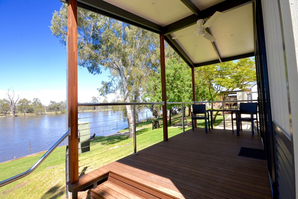 Executive Cabin, 2 Bedrooms, River View
