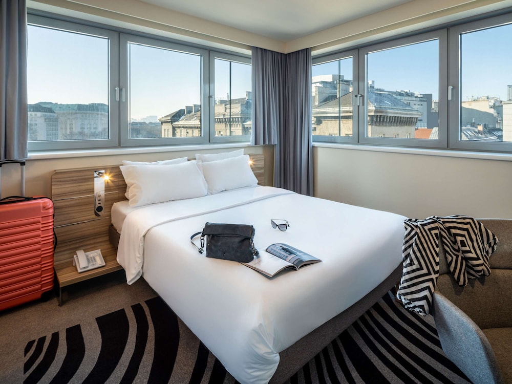 Executive Room, 1 Double Bed with Sofa bed photo 3