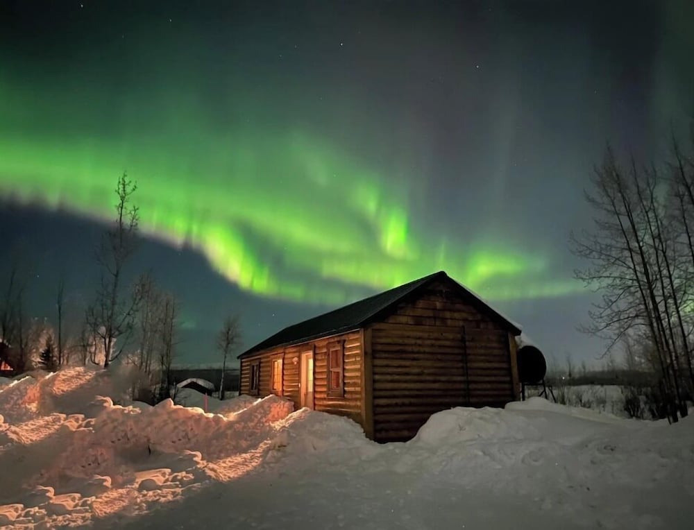 Secluded Cabin, Private Airstrip photo 1