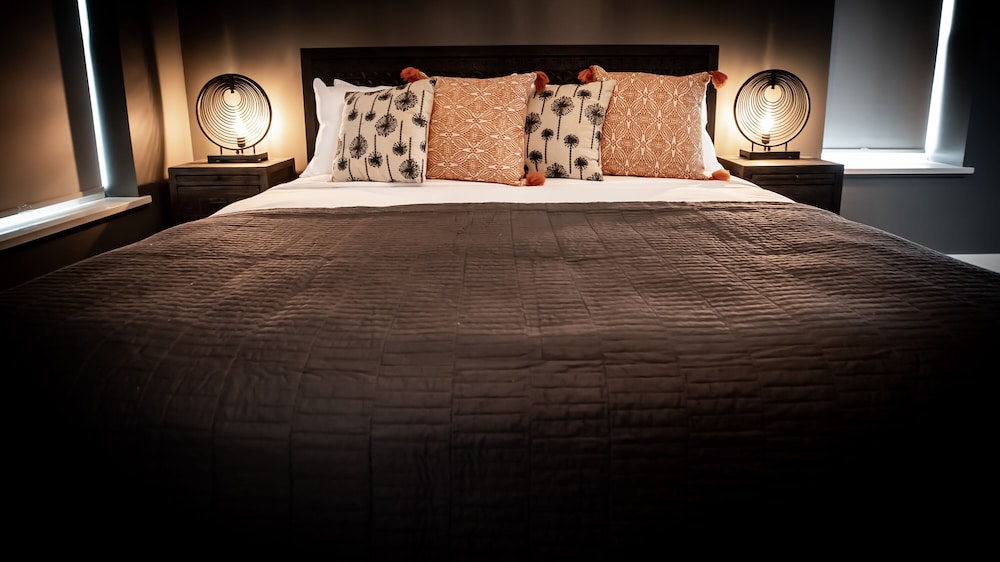 Luxurious Urban Suite 1 photo 2