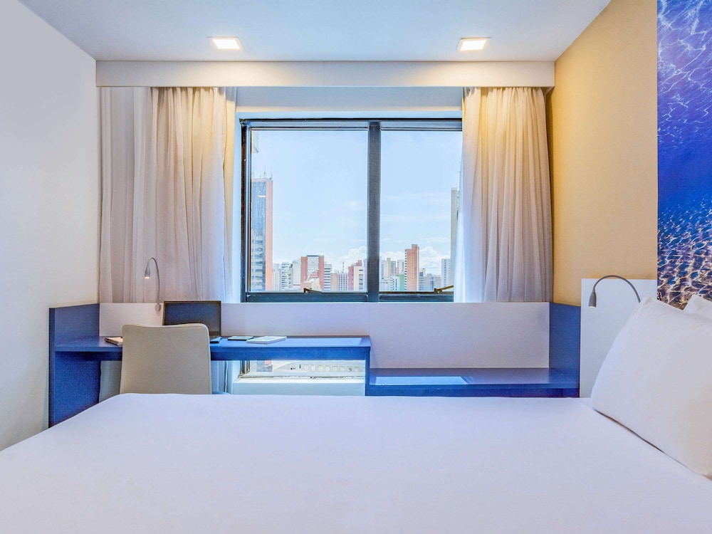 Superior Room, 1 Queen Bed photo 1