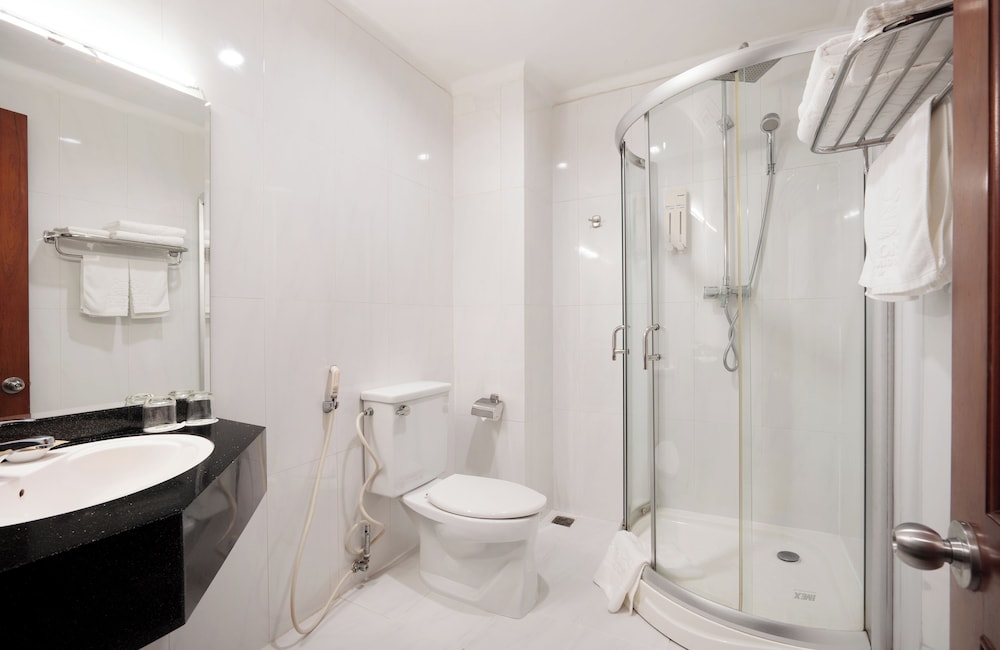 Premium Twin Room, Balcony, City View (with Window) photo 3