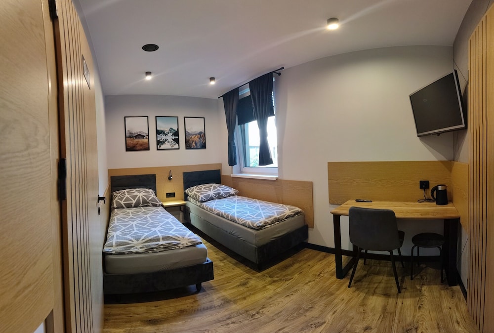 Double Room, Ensuite, Garden View photo 1