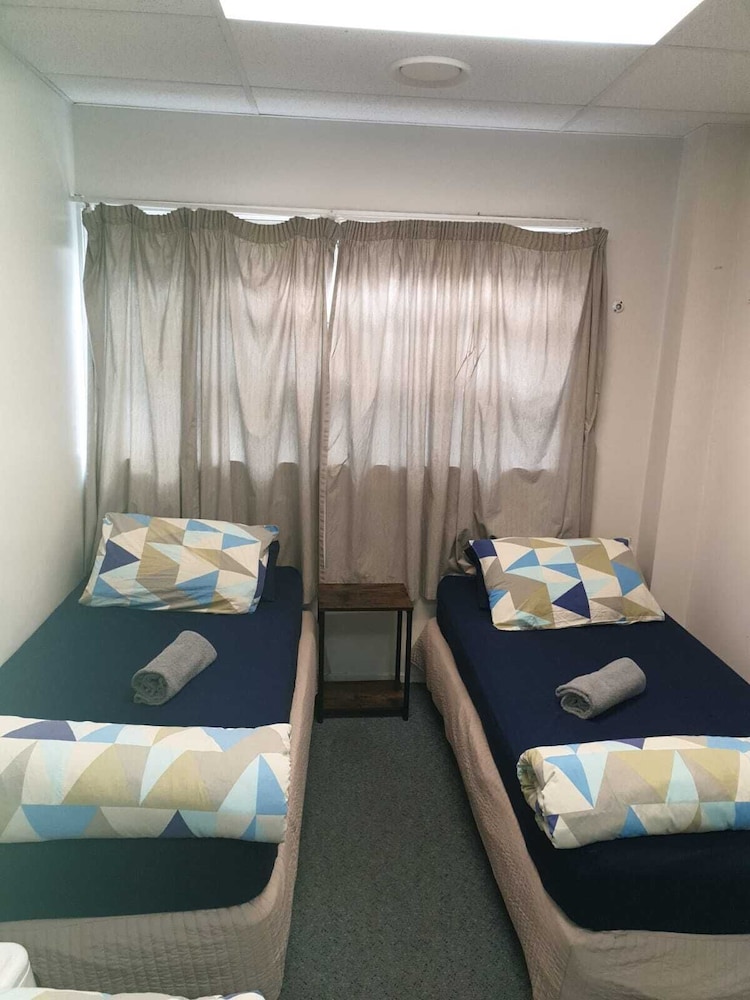 Twin Room, 2 Bedrooms, Shared Bathroom photo 1