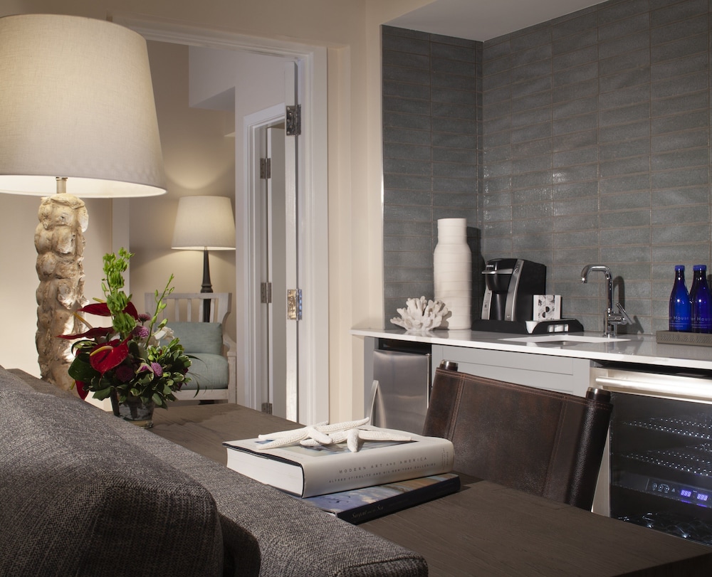 Deluxe Suite, Oceanfront