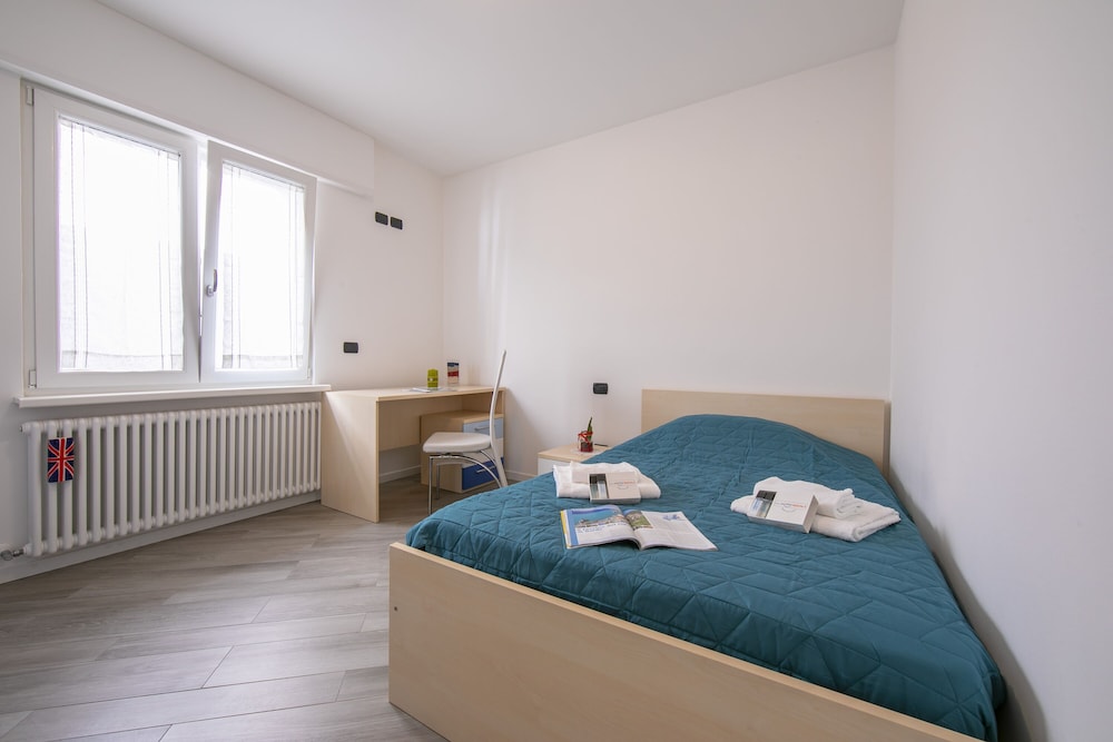 Family Apartment, 3 Bedrooms, 2 Bathrooms (Appartamento Villa Daniel)