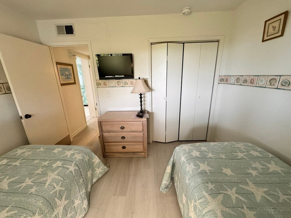 House, Multiple Beds, Balcony, Ocean View (Gulf Shores Plantation 1305) photo 3