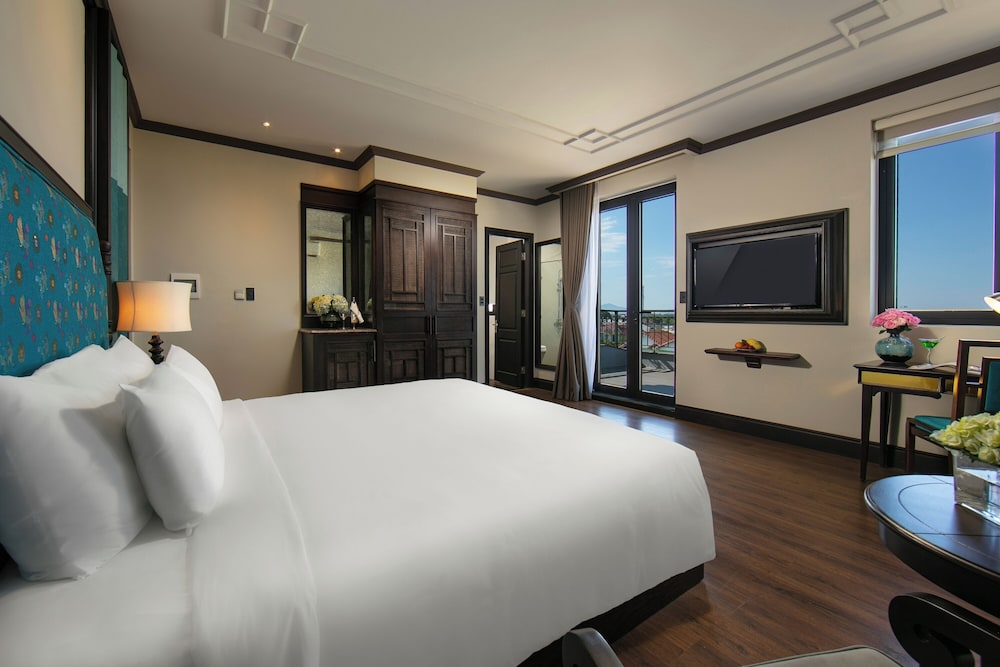 Executive Double Room, City View - Photo 3