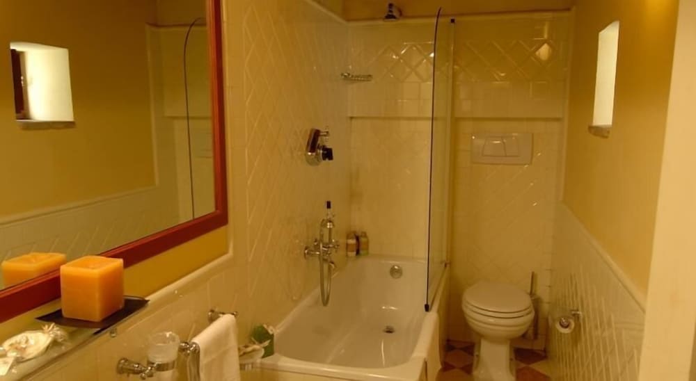Comfort Quadruple Room, Valley View photo 2