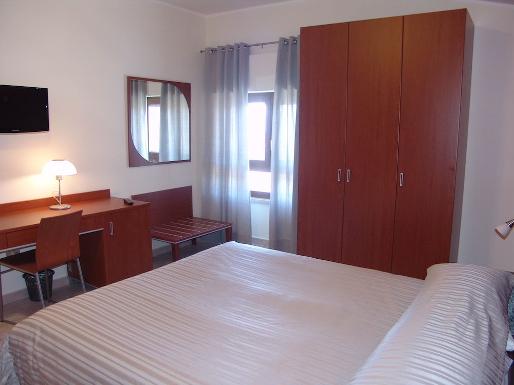 Business Triple Room, Accessible, Valley View photo 3