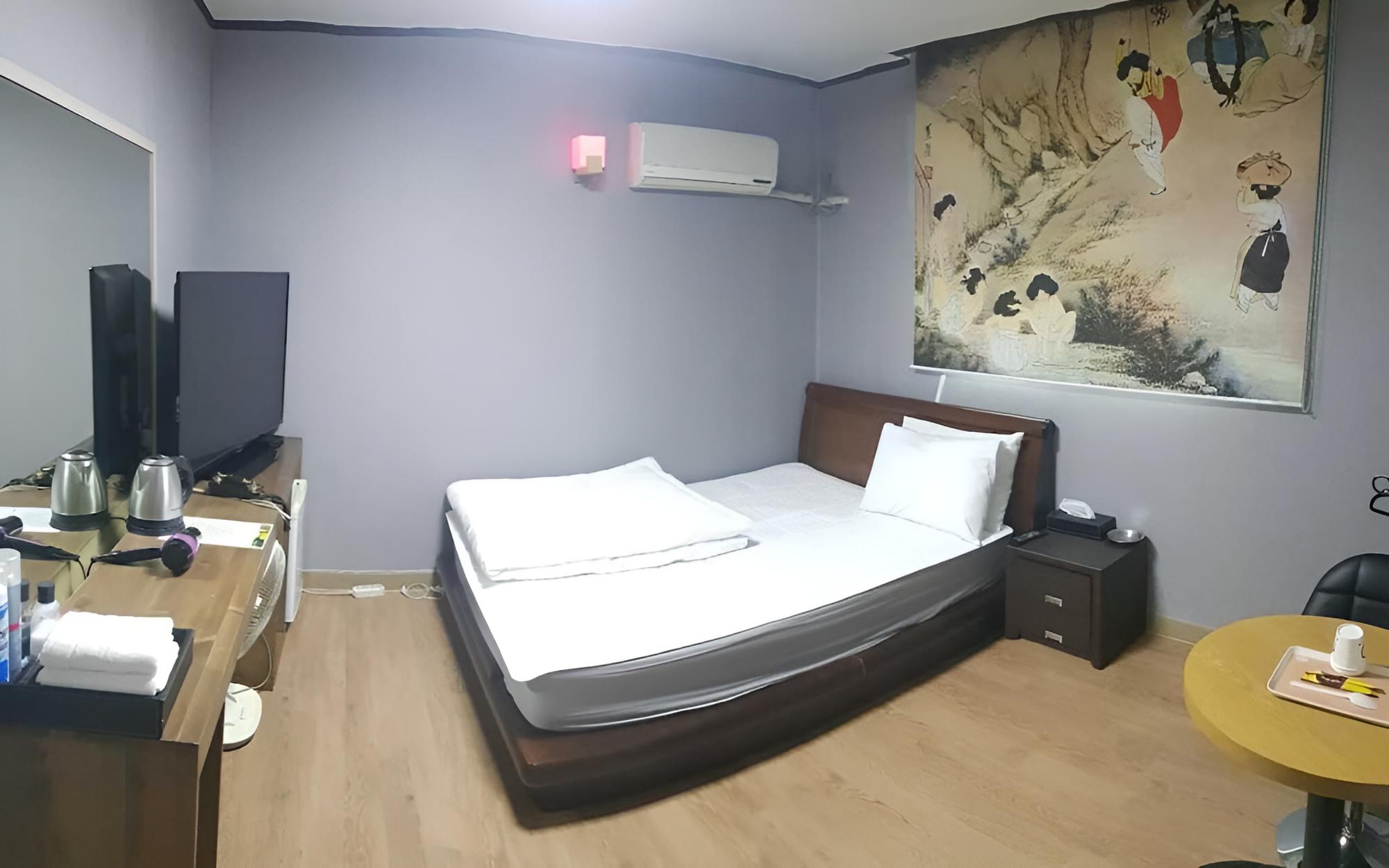 Room (Standard Room) photo 1