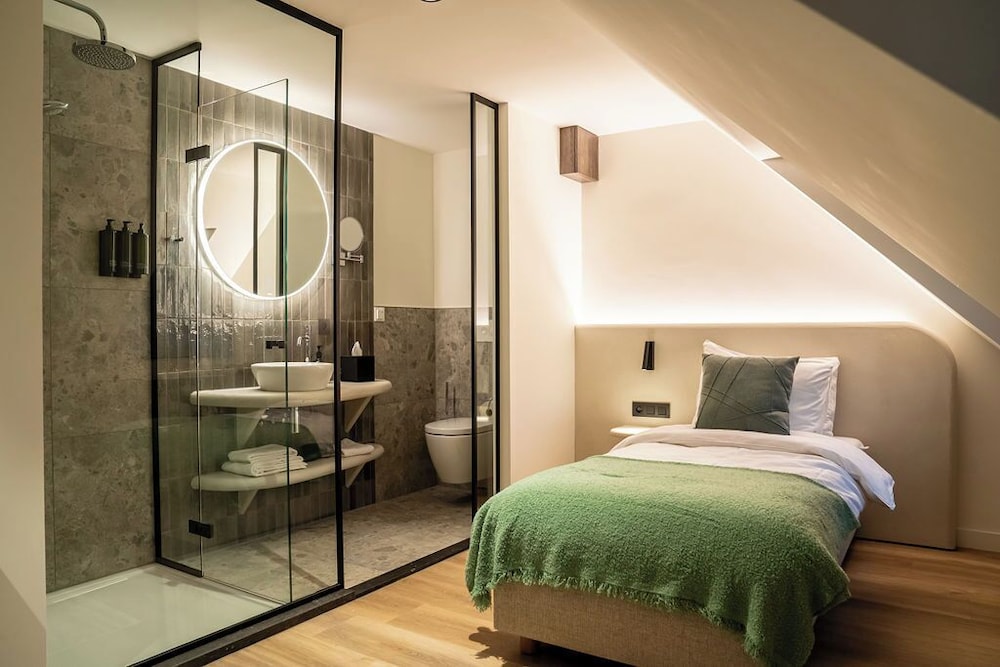 Comfort Single Room