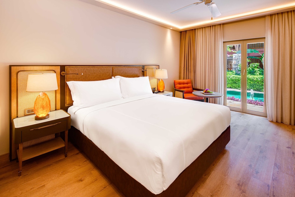 Standard Double Room, 1 King Bed - Photo 1