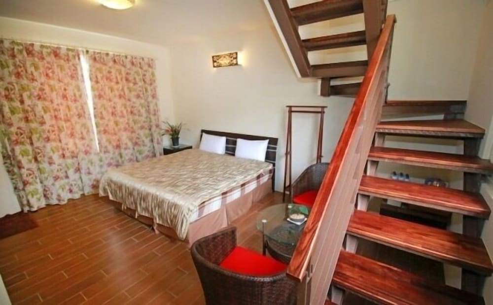 Room, Mezzanine (6-Person) photo 1