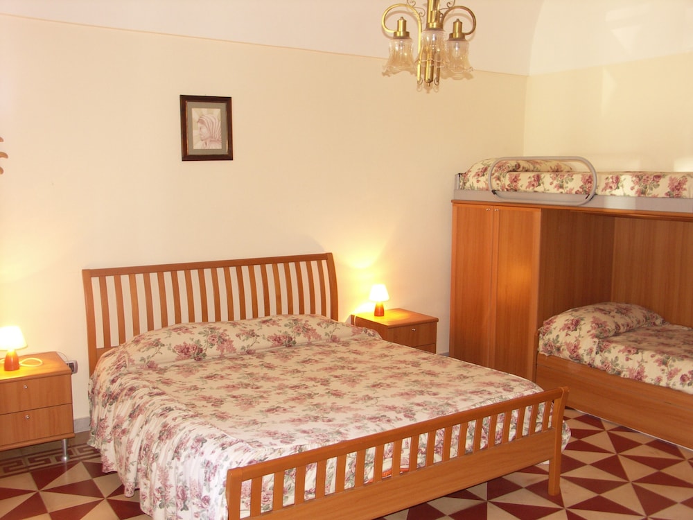 Family Room, Multiple Beds, Private Bathroom