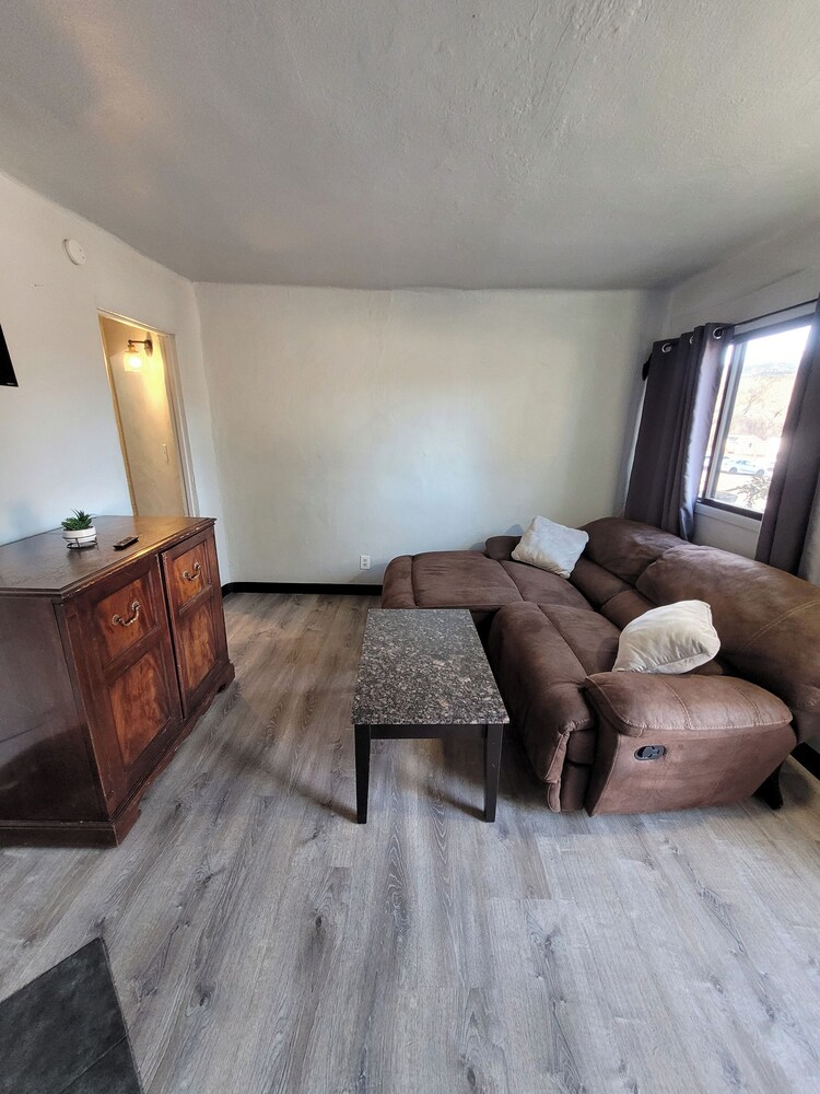 Economy Cabin photo 3