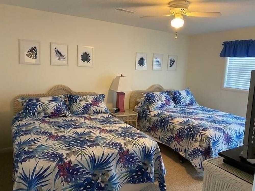 House, 5 Bedrooms photo 1