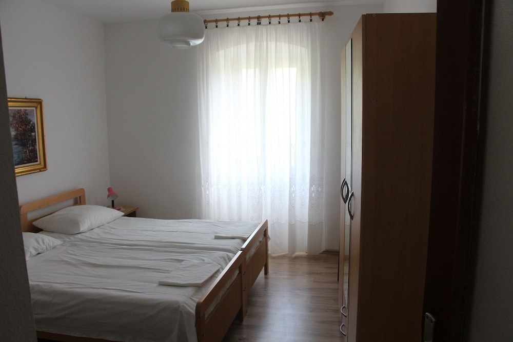 Apartment (Mici 1 - great location and relaxing )