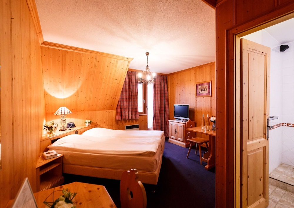 Traditional Double or Twin Room