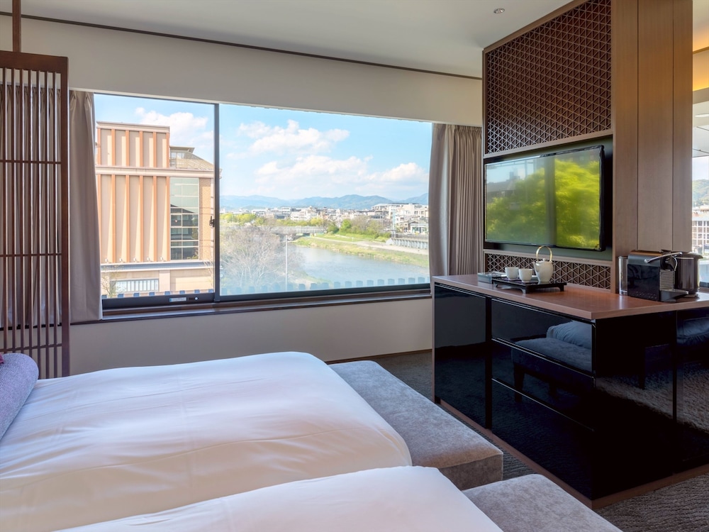 Kamogawa Suite with River View, Non Smoking photo 1