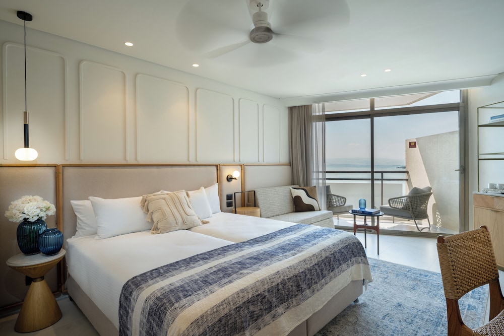 Executive Room, Sea View - Photo 4