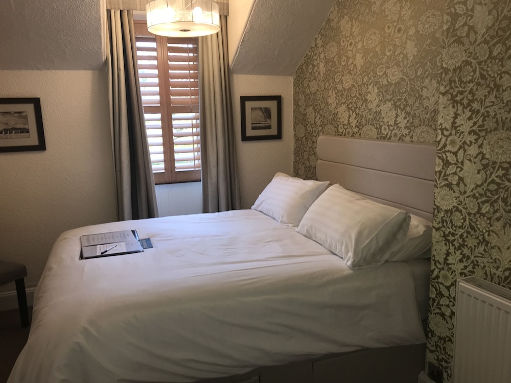 1st Floor Double En-Suite Room