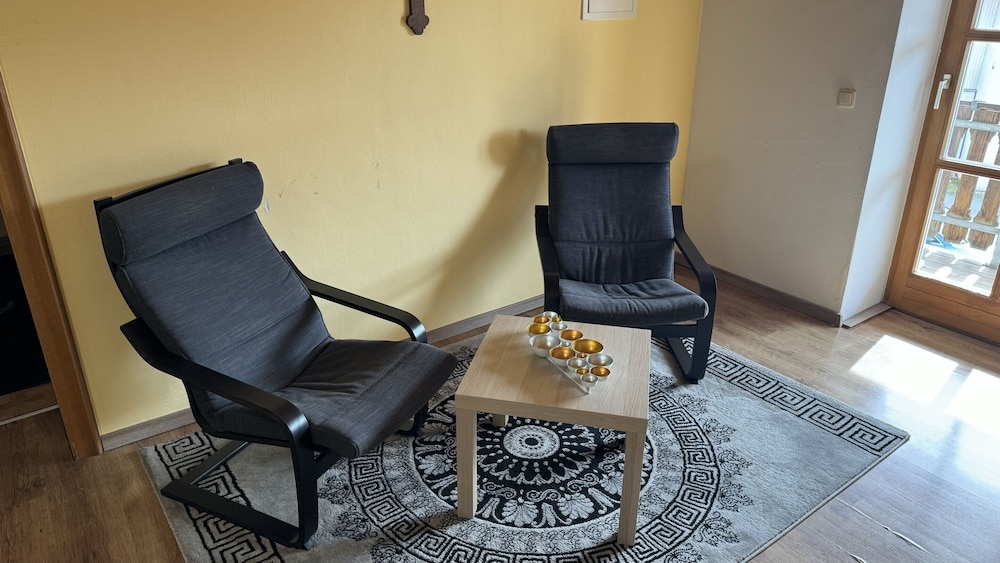 Deluxe Quadruple Room, Private Bathroom, Courtyard View - Photo 6