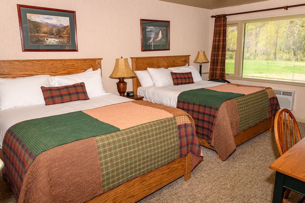 Standard Room, 2 Queen Beds, Mountain View photo 3