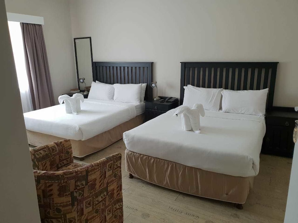 Room, 2 Double Beds photo 1