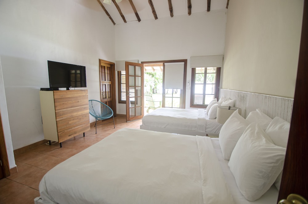 Deluxe Room, 2 Double Beds, Ocean View