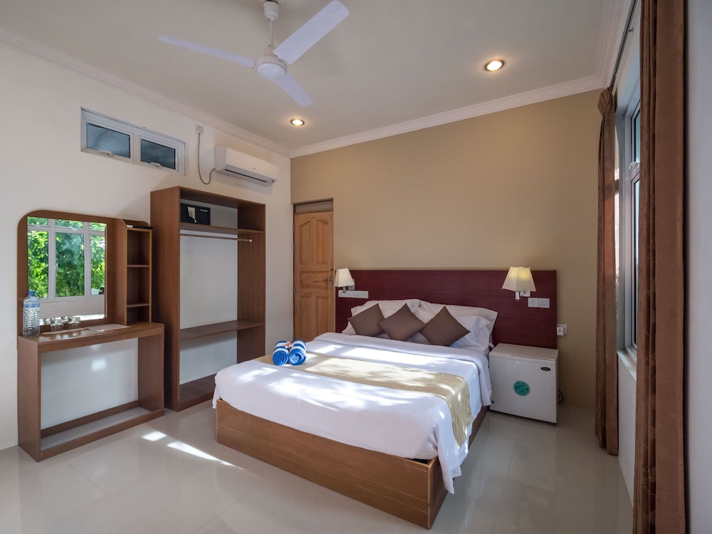Superior King Room with Two Free Dives per Night photo 1