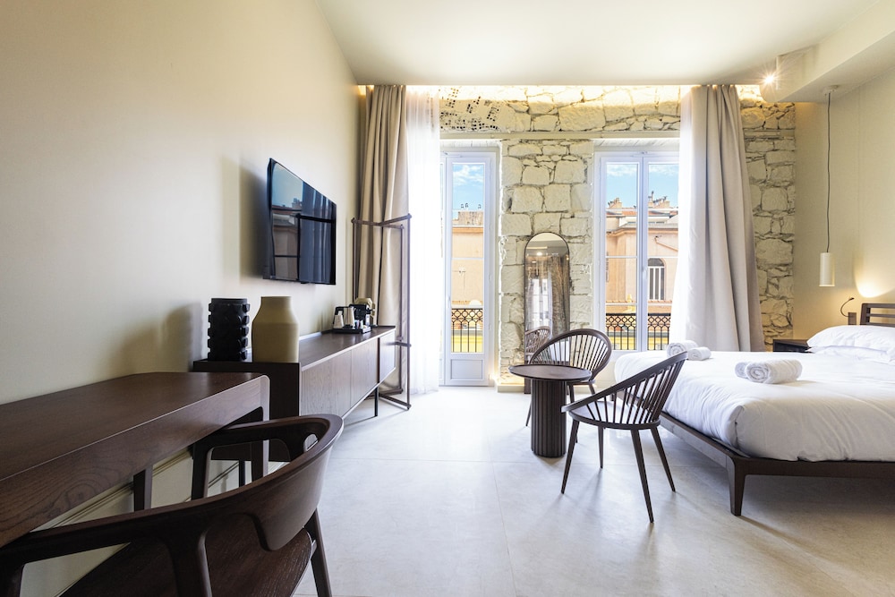 Deluxe Double Room, Balcony