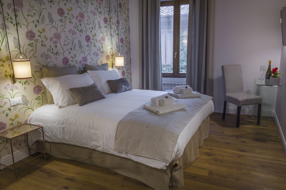 Luxury Quadruple Room photo 3