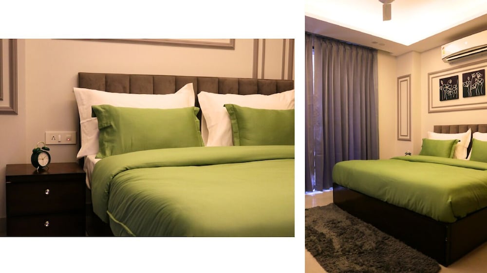 Junior Room, Balcony