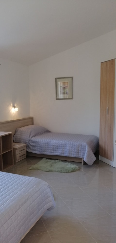 Apartment (A2) photo 1