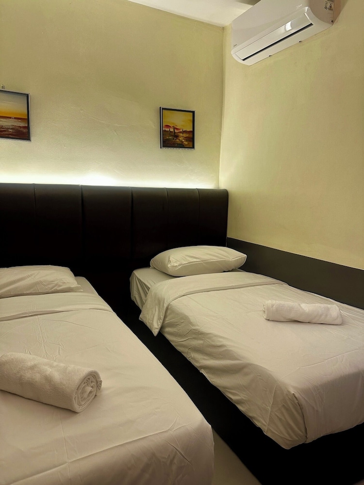 Standard Double or Twin Room, Non Smoking, Private Bathroom