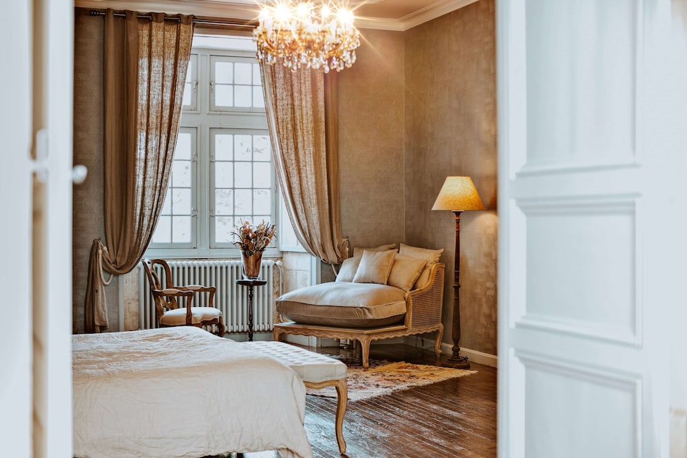 Suite (Suite De La Rochandry) photo 1