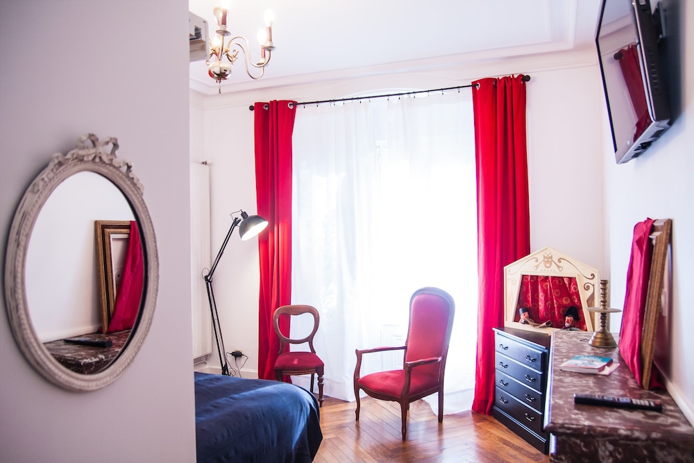 Comfort Double Room, Private Bathroom, Garden View (Guignol) photo 2