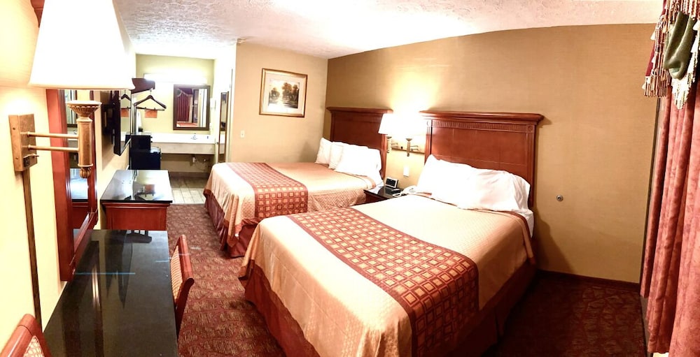 Standard Room, 2 Double Beds, Non Smoking photo 2